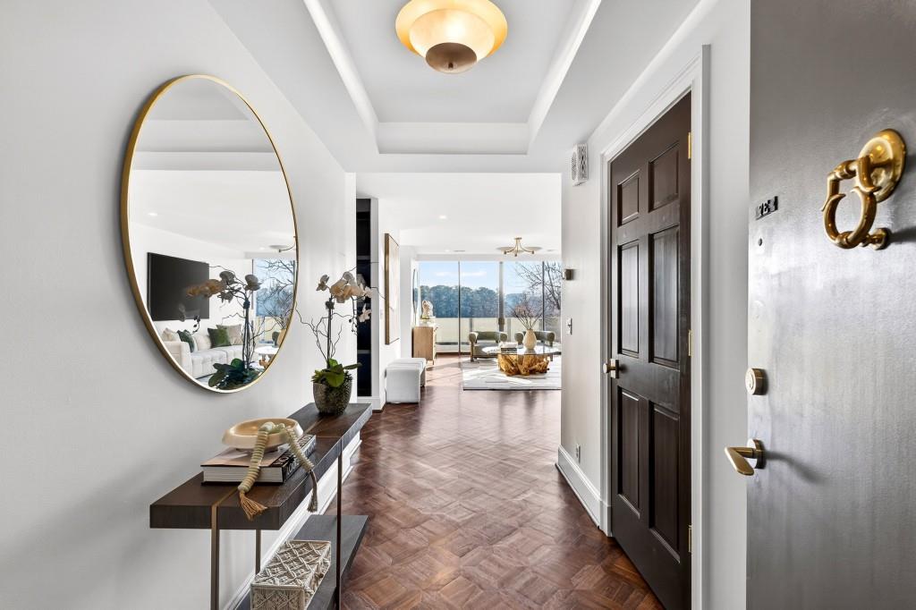 2575 Peachtree Road NE 7E