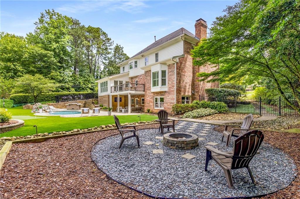 360 Spindle Court, Sandy Springs, Georgia image 47
