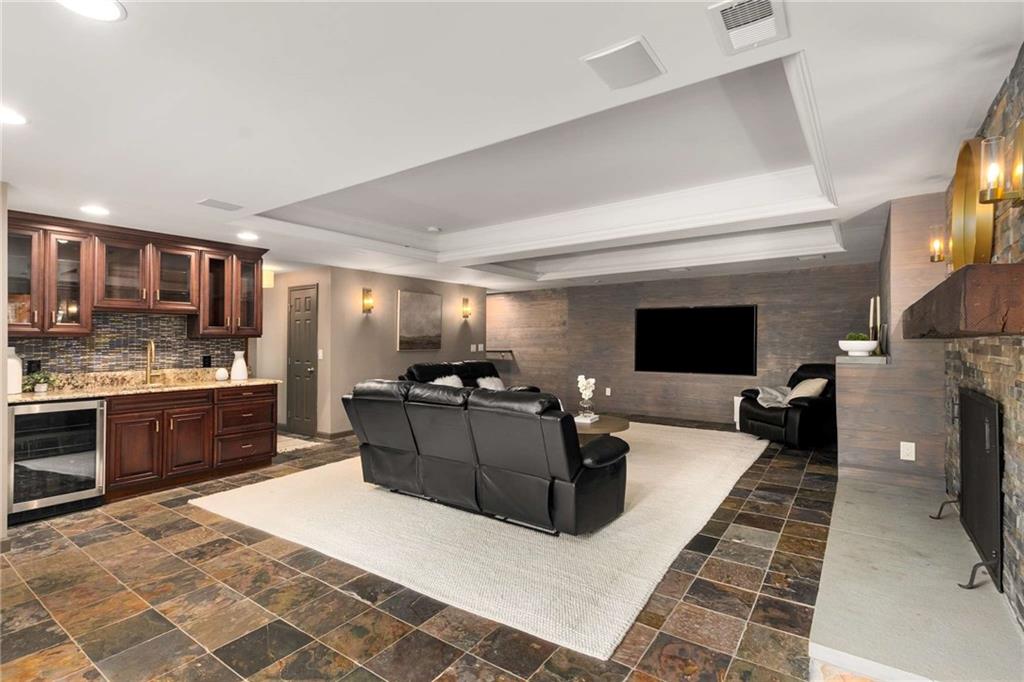 360 Spindle Court, Sandy Springs, Georgia image 35