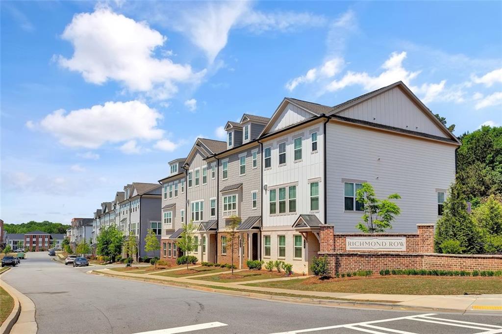 387 Danville Avenue, Suwanee, Georgia image 42