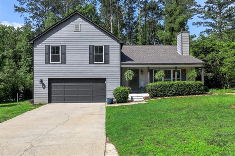 Homes For Sale - 4488 Whitt Station Run<br/> Acworth, GA 30101