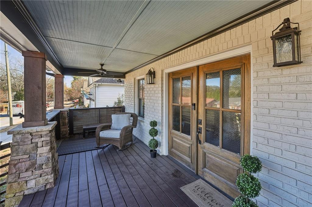 282 Montgomery Street NE