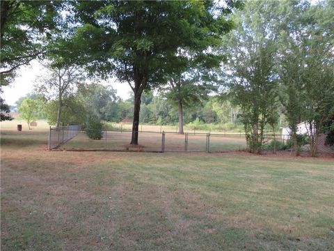 A home in Cedartown