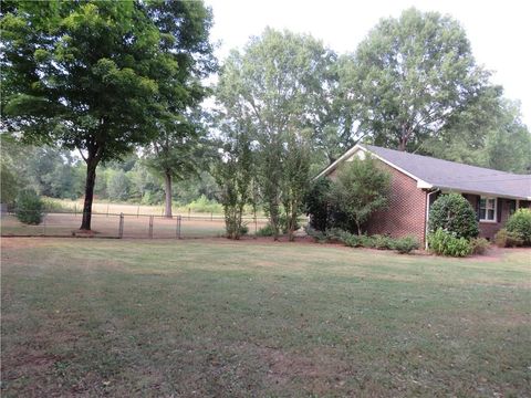 A home in Cedartown