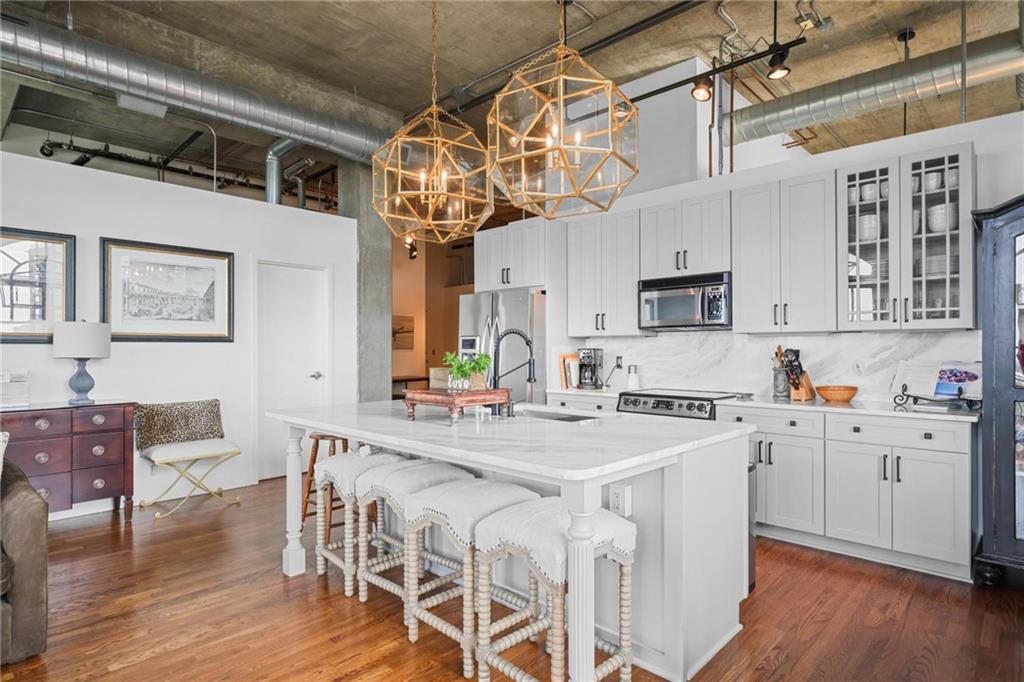 3180 Mathieson Drive NE 1205