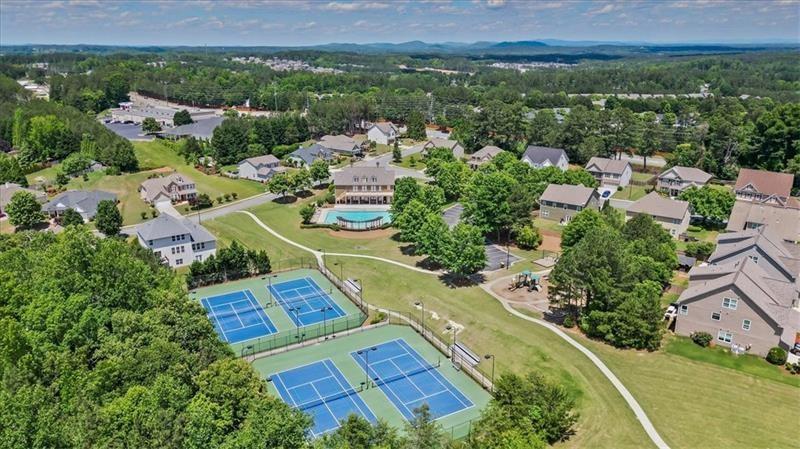 380 Longwood Place