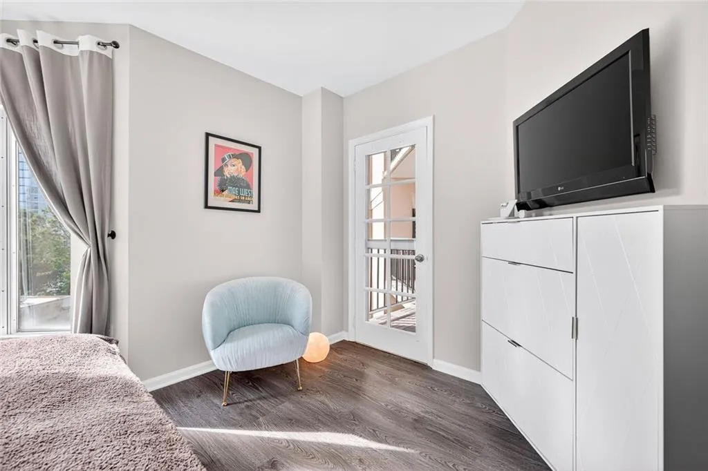 Atlanta, Georgia 30309, United States, 2 Bedrooms Bedrooms, ,2 BathroomsBathrooms,Residential,Active,225157