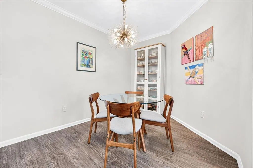 Atlanta, Georgia 30309, United States, 2 Bedrooms Bedrooms, ,2 BathroomsBathrooms,Residential,Active,225157