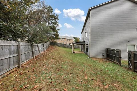 A home in Fairburn