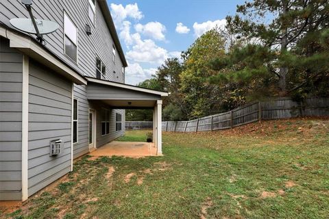 A home in Fairburn