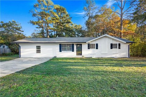 A home in Powder Springs