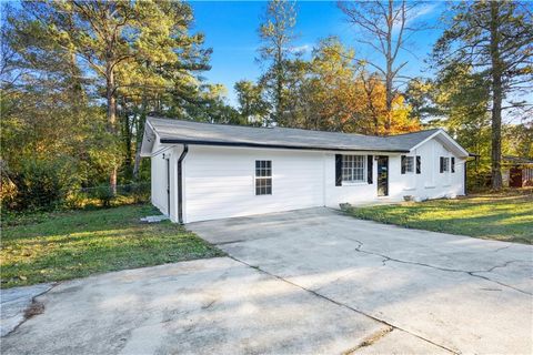 A home in Powder Springs