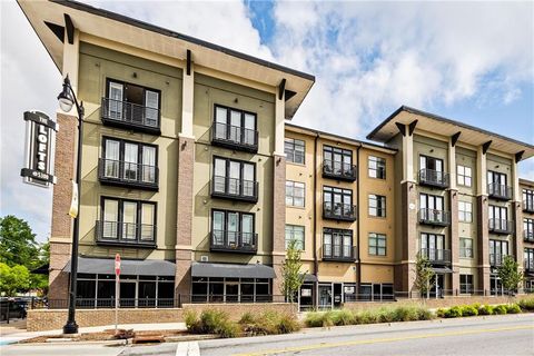 Condo For Rent - 5300 Peachtree Road #0501<br/> Chamblee, GA 30341