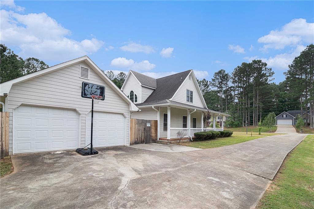 385 EAGLES NEST Circle
