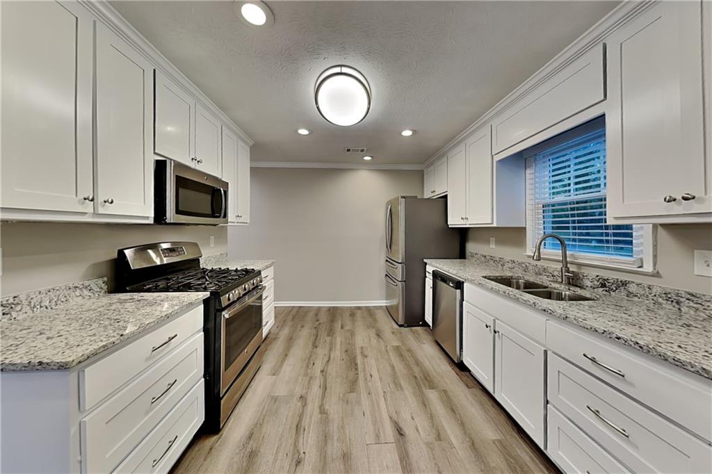 FARMINGTON - Residential Lease