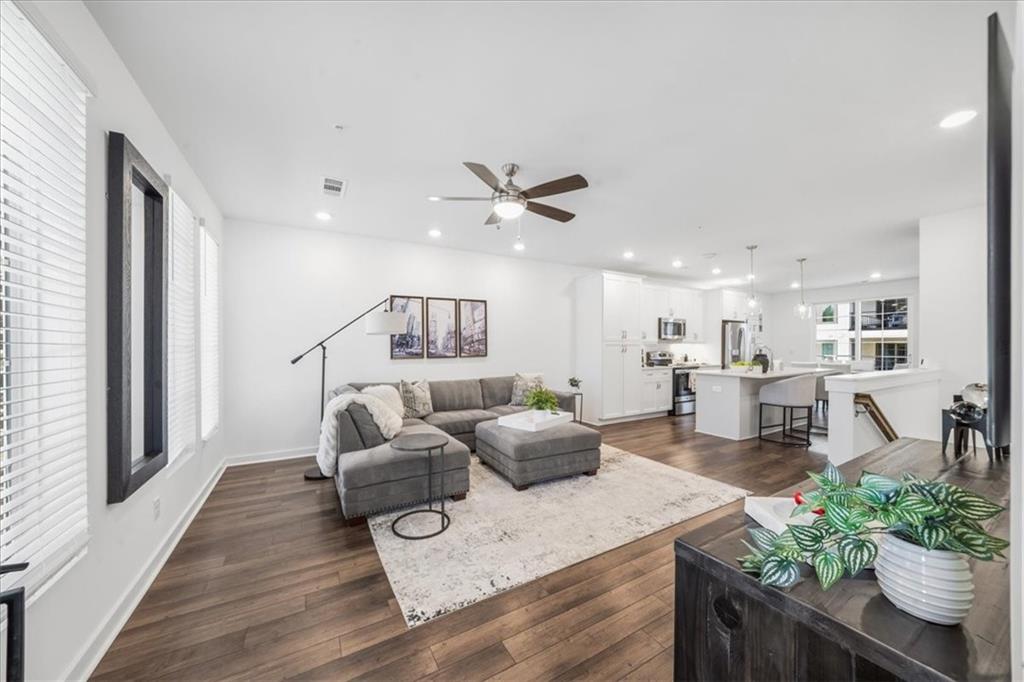 125 Devore Road 203