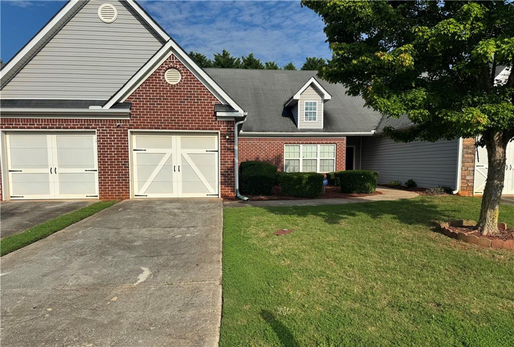 Welcome to this charming, move-in ready ranch-style townhome for lease in the sought-after Towne Village neighborhood of McDonough, Georgia. This well-maintained 2-bedroom, 2-bathroom home offers the ease and comfort of one-level living, ideal for those seeking both convenience and accessibility. With a functional and inviting layout, this home provides the perfect blend of comfort and practicality. Whether you're relocating, downsizing, or simply looking for low-maintenance living in a quiet, established community—this home is a great fit.
