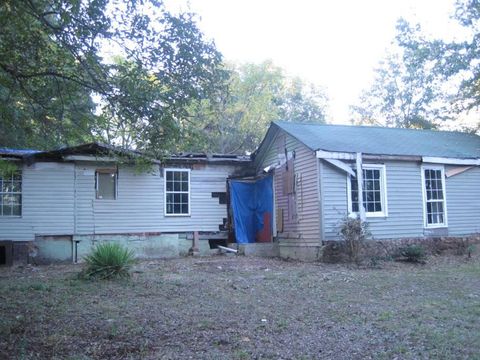 A home in Newnan