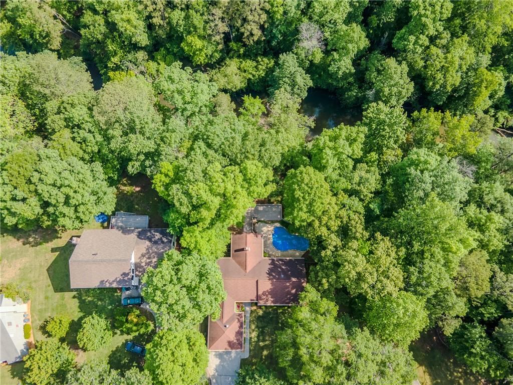 3809 Cotswold Drive, Lilburn, Georgia image 47