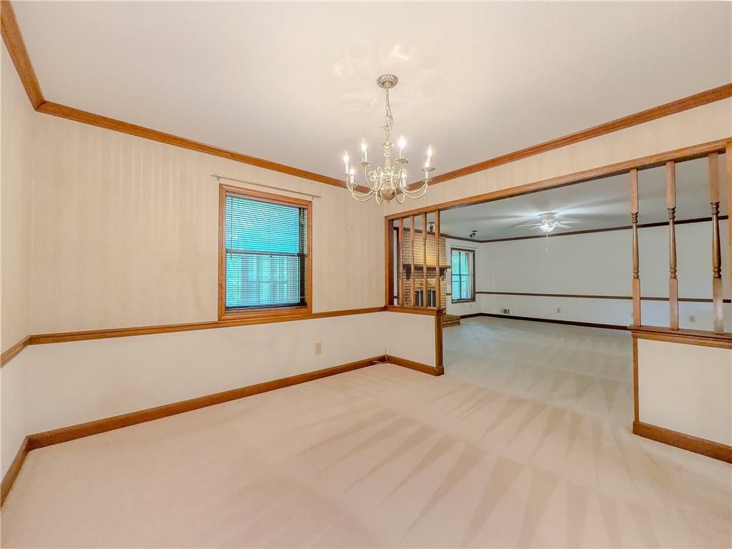 3809 Cotswold Drive, Lilburn, Georgia image 10