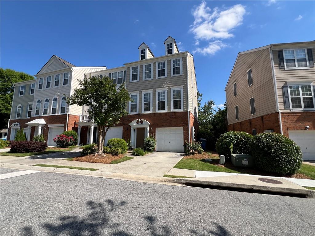 Photo 1 of 33 — 3914 Howell Park Road, Duluth, GA 30096