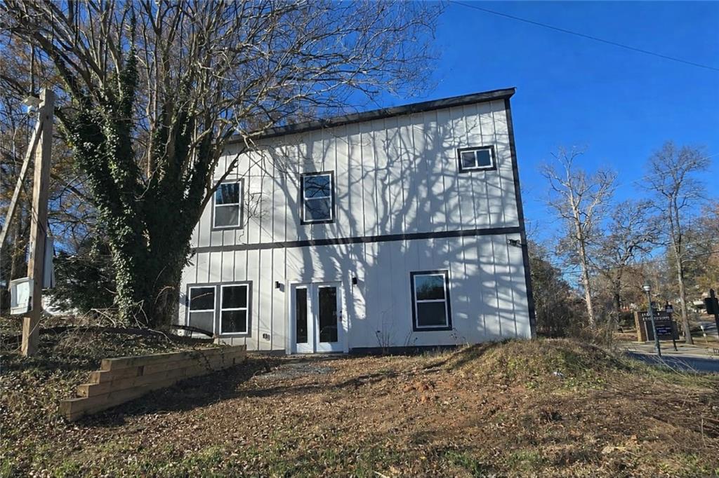 125 Laurel Avenue SW