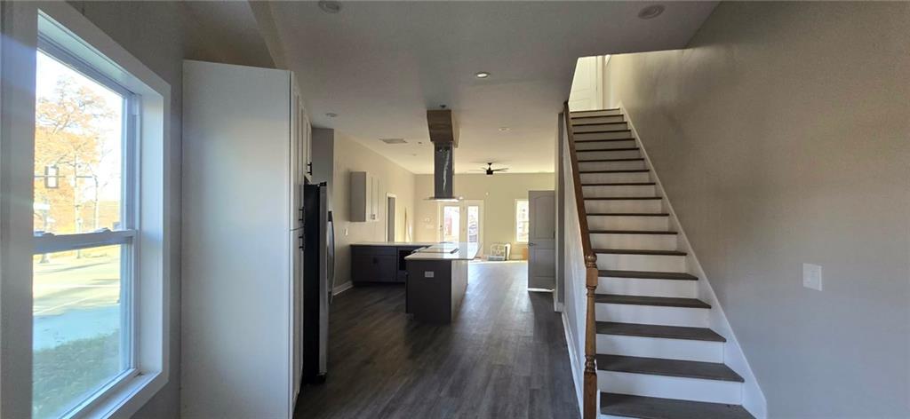 125 Laurel Avenue SW