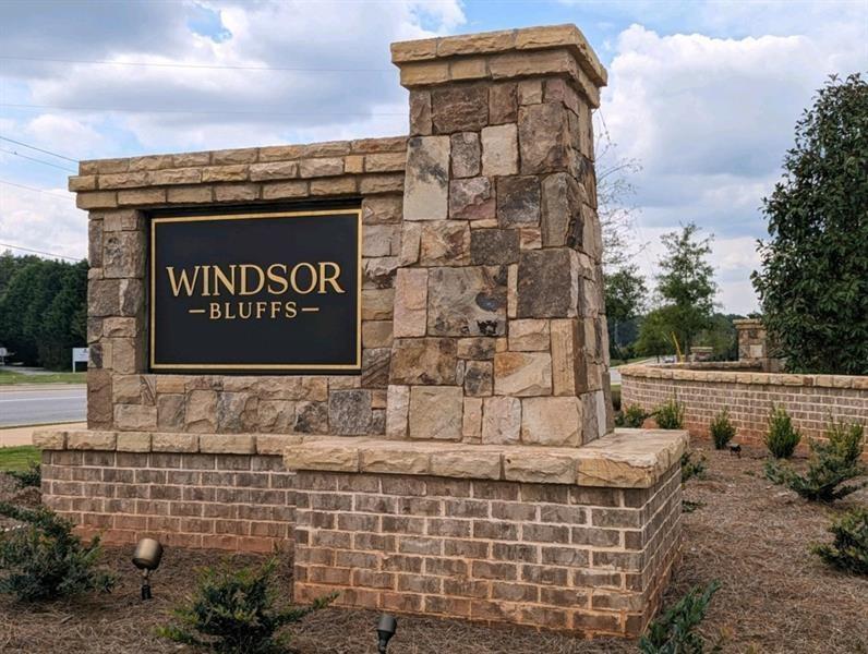 2255 Windsor Bluffs Drive