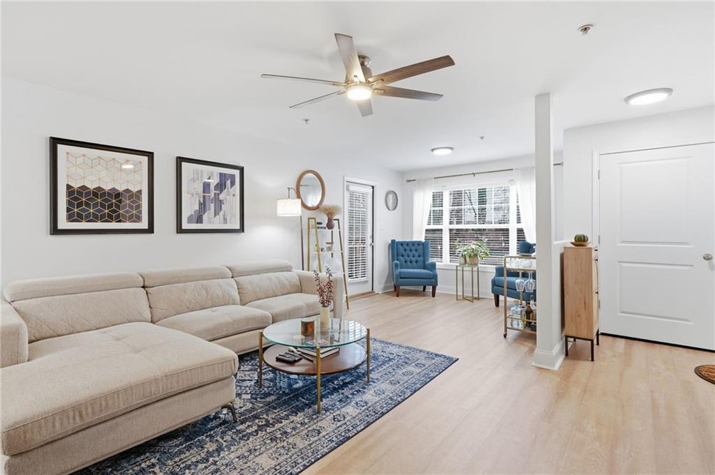 1106 Madison Lane SE