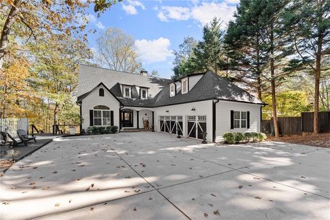 A home in Flowery Branch