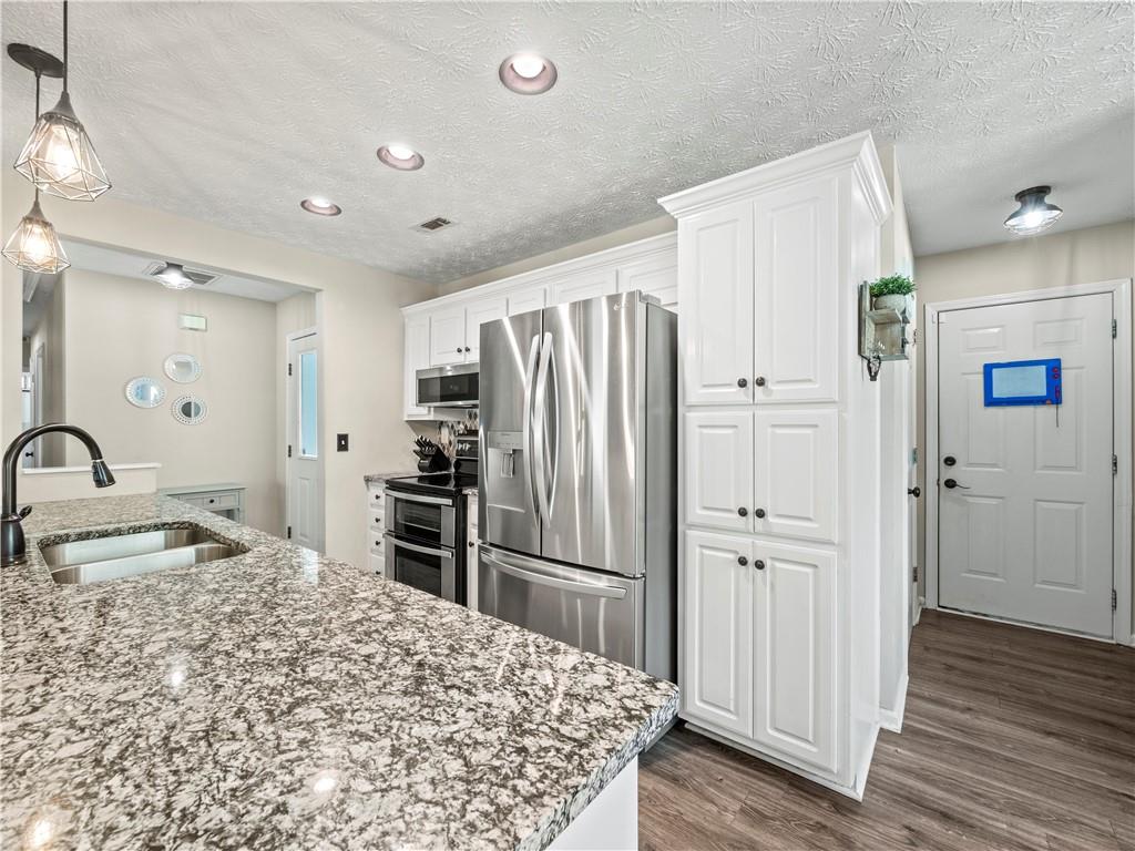 6255 Buttonwood Court, Flowery Branch, Georgia image 11