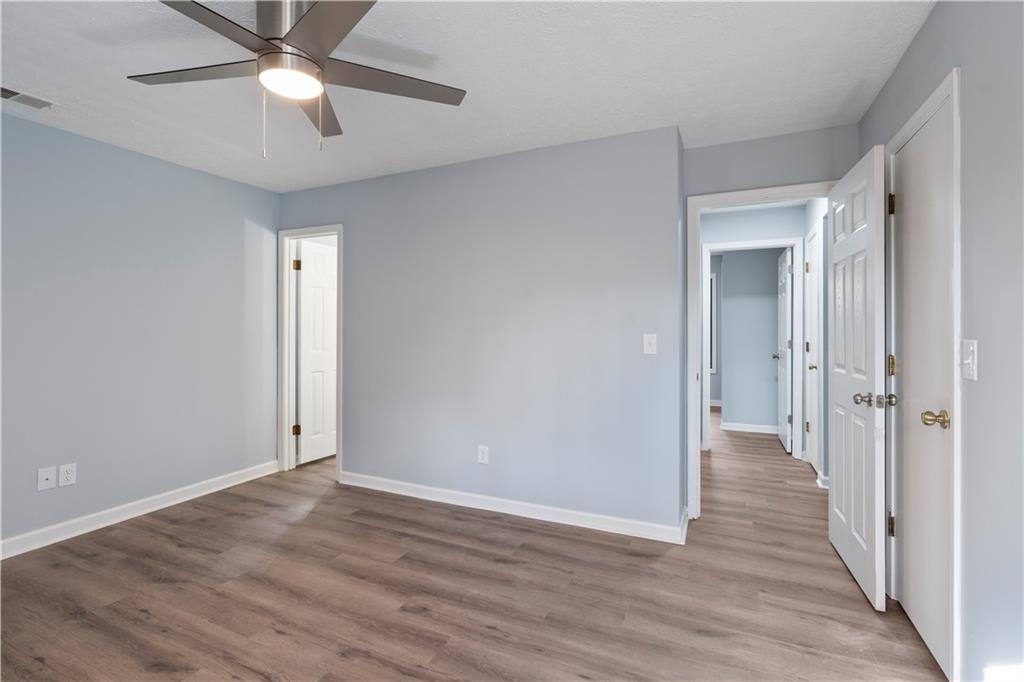 Old Roswell Corners - Residential Lease