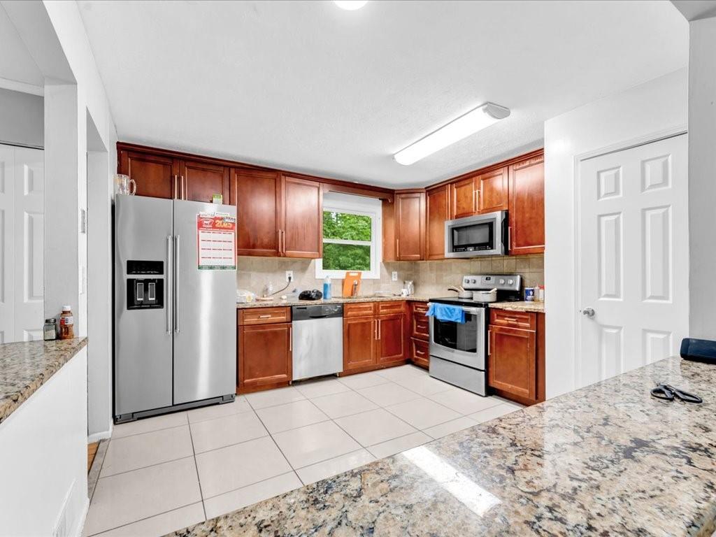1563 Greenwood Drive, Norcross, Georgia image 9