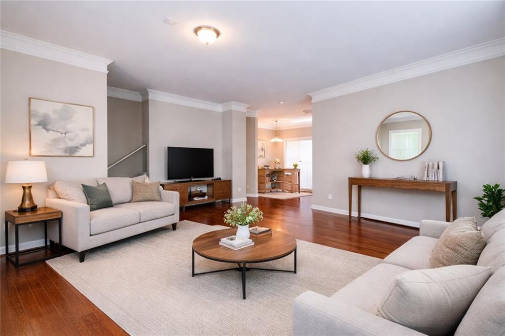 6764 Blackstone Place 6