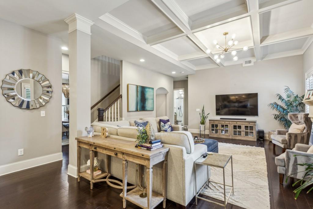 Mabry Manor - Residential