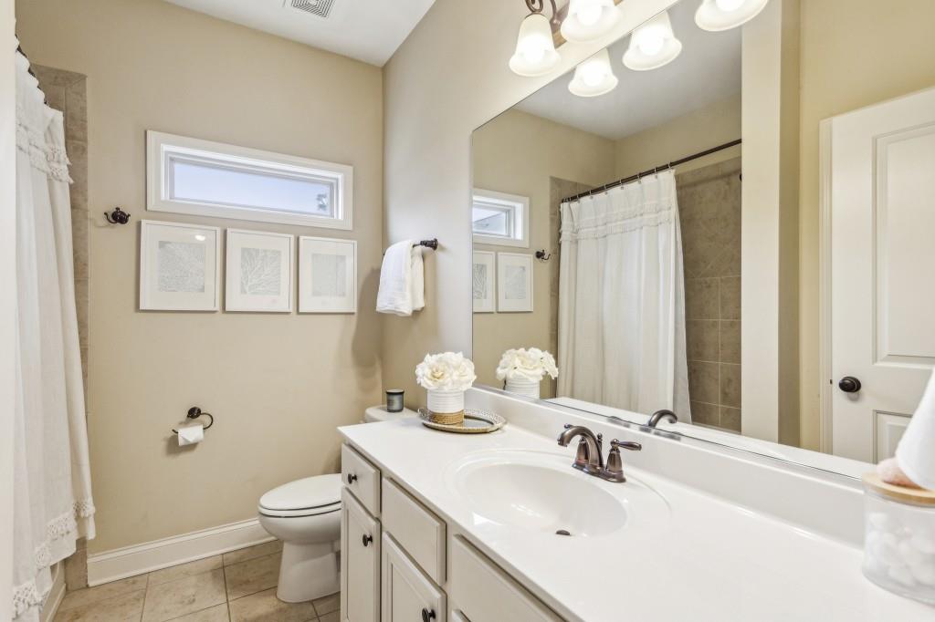 Mabry Manor - Residential