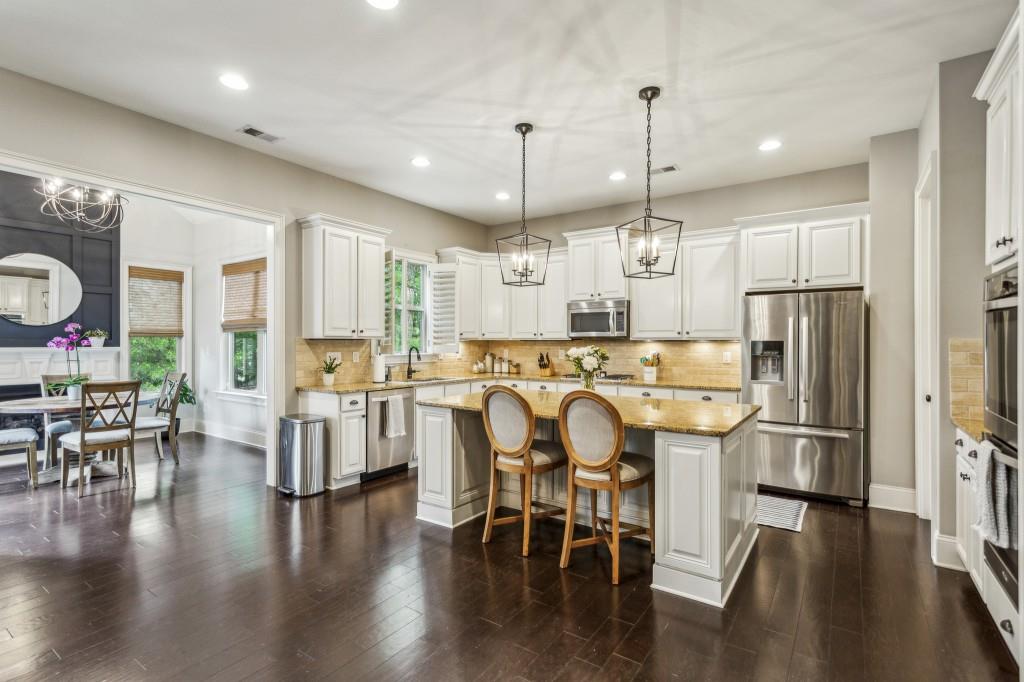 Mabry Manor - Residential