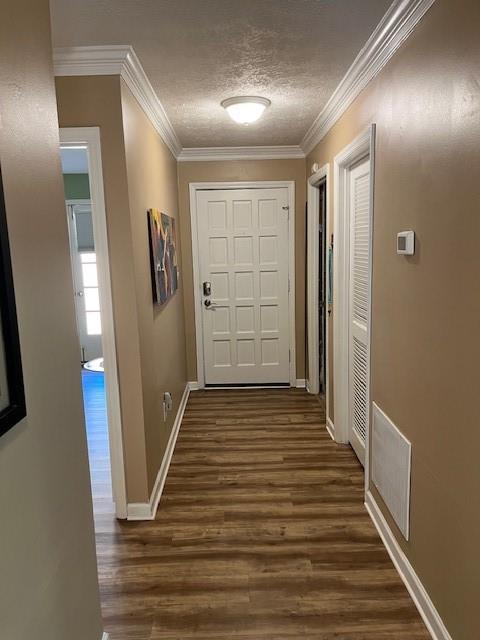 831 Lake Hollow Boulevard SW