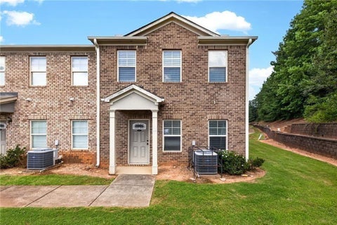 Townhouse For Sale - 7454 Pine Brook Road<br/> Clayton County, Stockbridge, GA 30281