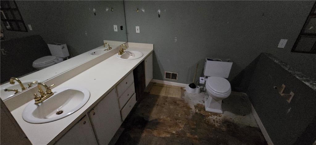 Victoria Downs - Residential