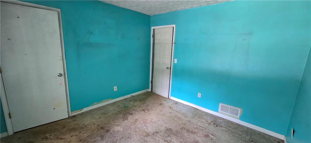 Victoria Downs - Residential