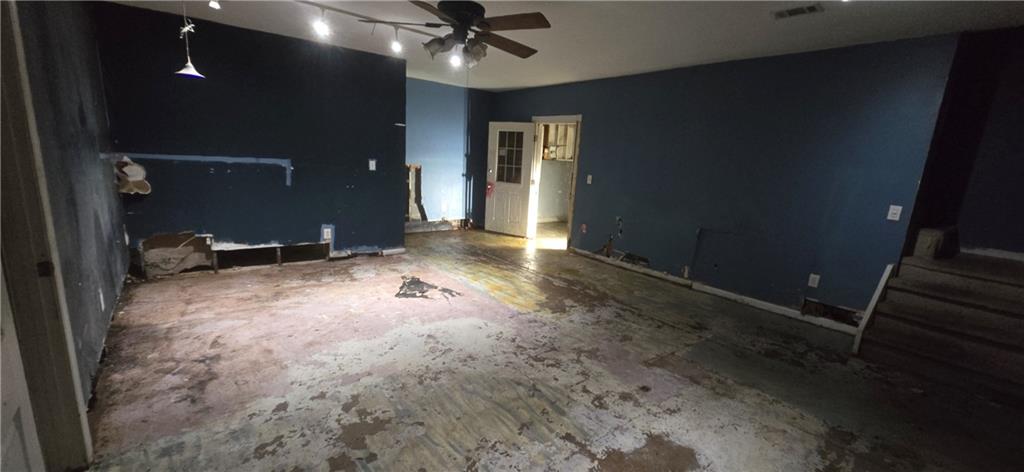 Victoria Downs - Residential