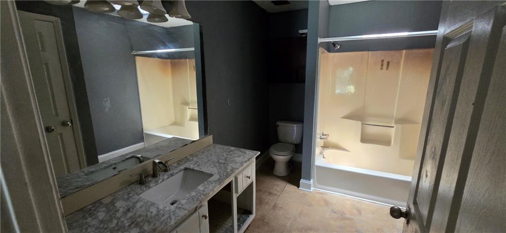 Victoria Downs - Residential