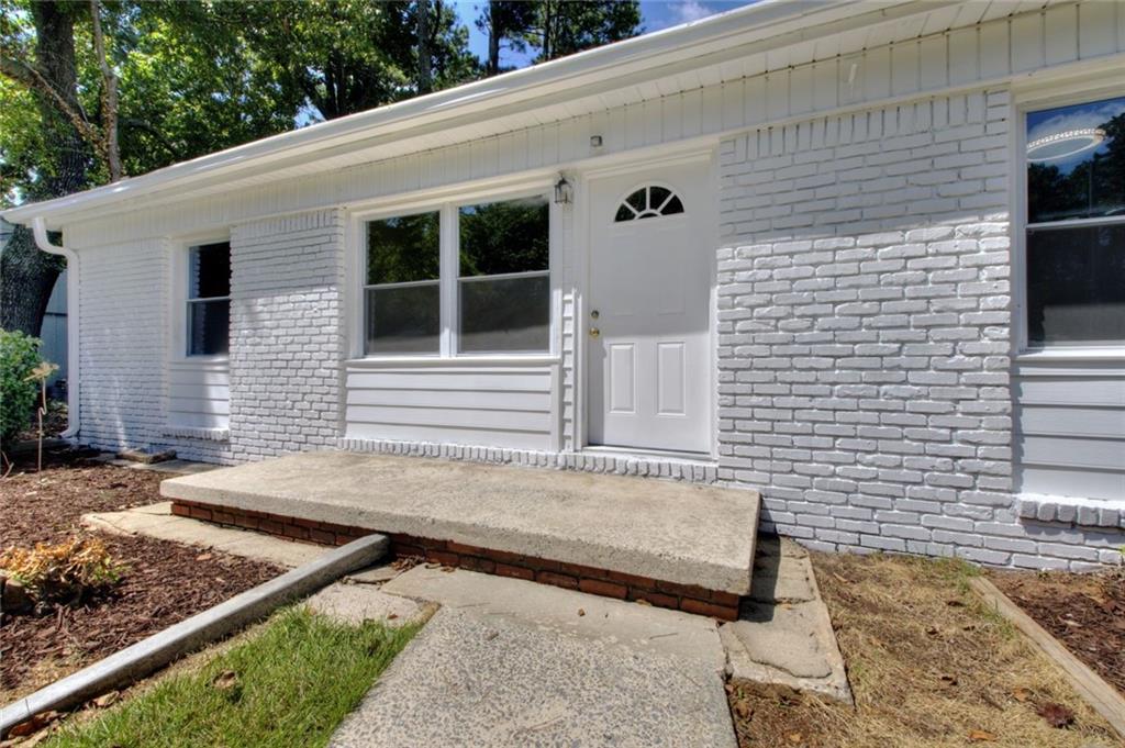 3946 Green Oak Drive