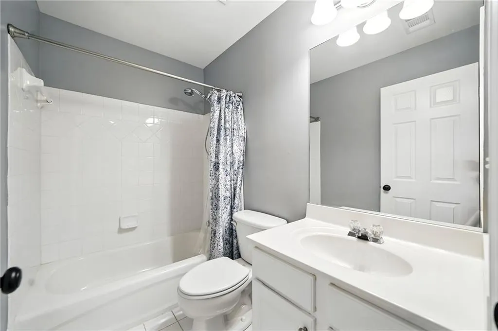 Smyrna, Georgia 30082, United States, 4 Bedrooms Bedrooms, ,3 BathroomsBathrooms,Residential,Active,198788