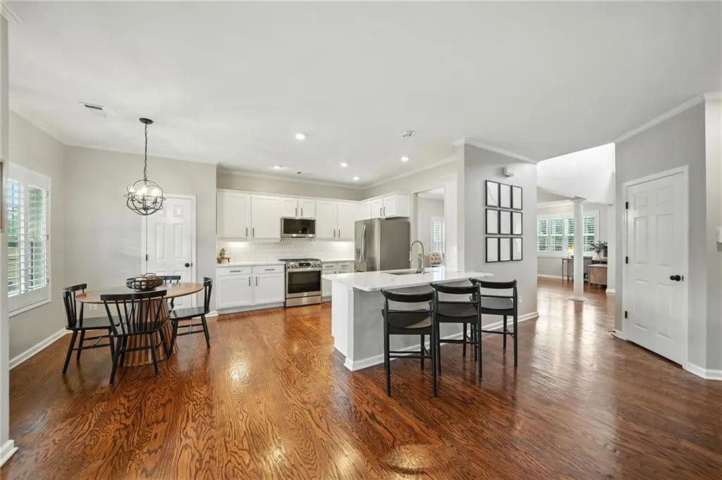 Smyrna, Georgia 30082, United States, 4 Bedrooms Bedrooms, ,3 BathroomsBathrooms,Residential,Active,198788