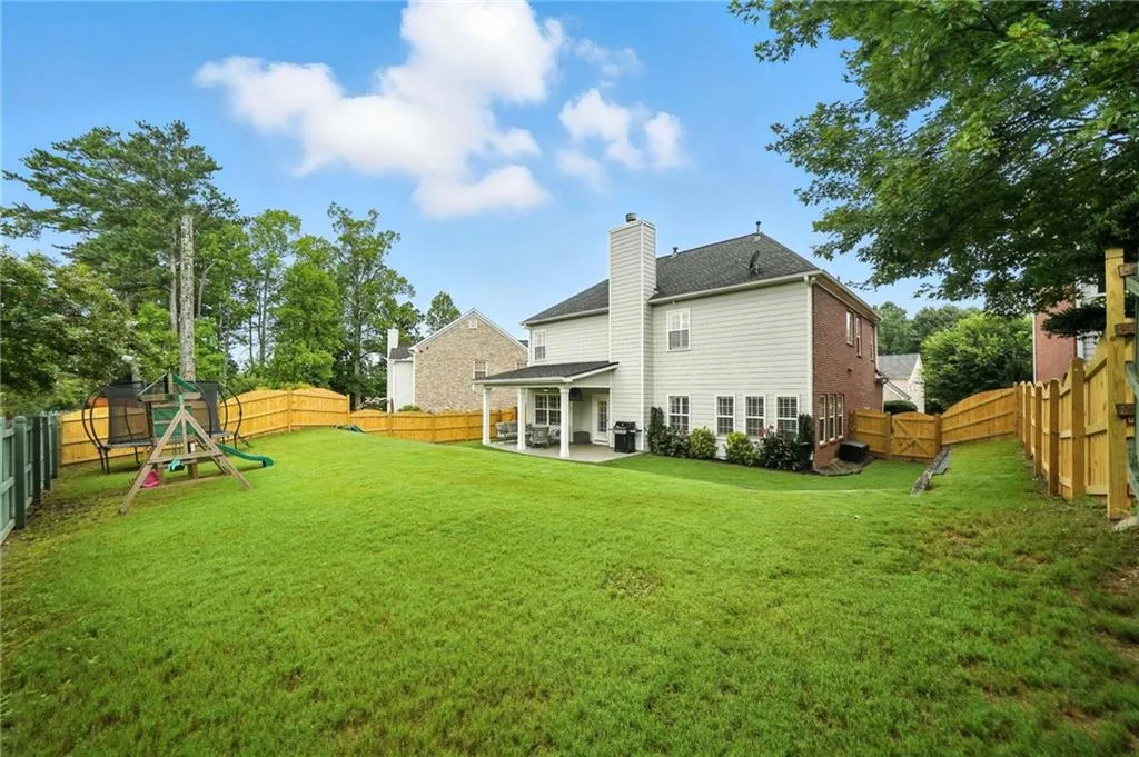 Smyrna, Georgia 30082, United States, 4 Bedrooms Bedrooms, ,3 BathroomsBathrooms,Residential,Active,198788