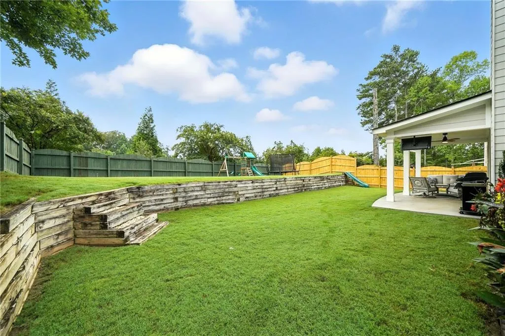 Smyrna, Georgia 30082, United States, 4 Bedrooms Bedrooms, ,3 BathroomsBathrooms,Residential,Active,198788