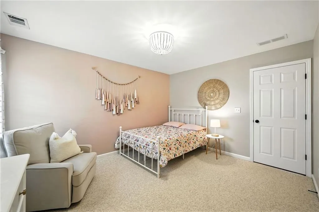 Smyrna, Georgia 30082, United States, 4 Bedrooms Bedrooms, ,3 BathroomsBathrooms,Residential,Active,198788