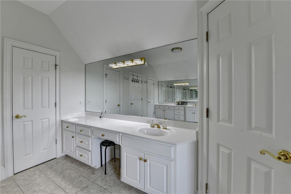 Seven Oaks - Residential